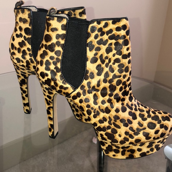 Leopard Print Booties NEW - Picture 1 of 8